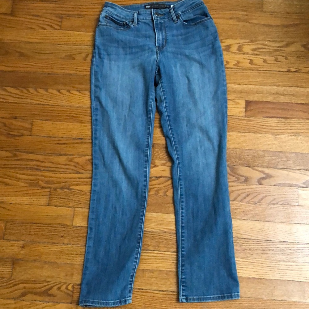 Levi’s Bold Curve Mid Rise Slim Jeans